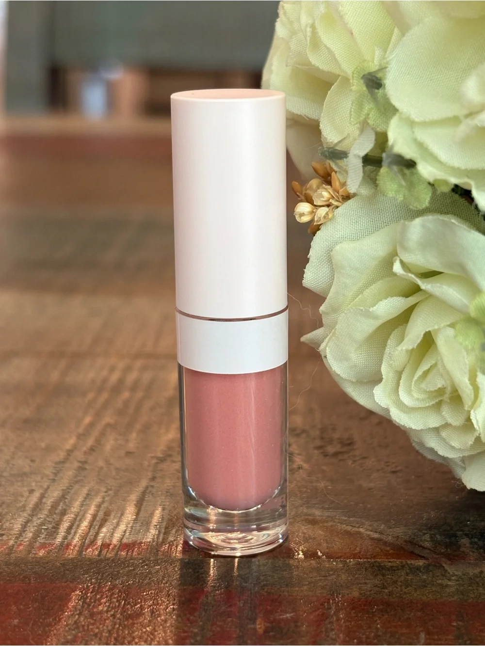 New KYLIE JENNER Matte LIQUID LIPSTICK in 300 KOKO K!